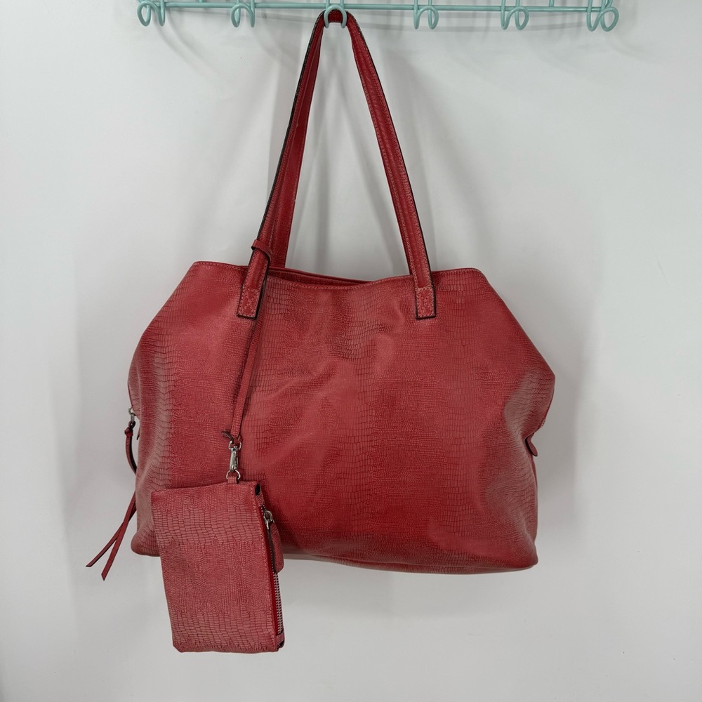 Free people 2piece set orange/red large 3 large compartments tote w/make up bag